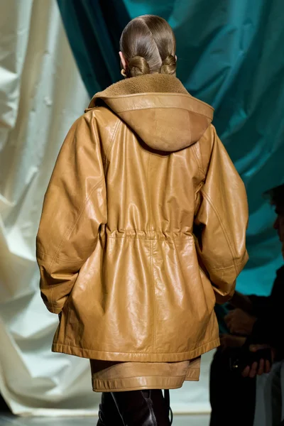 Look 55